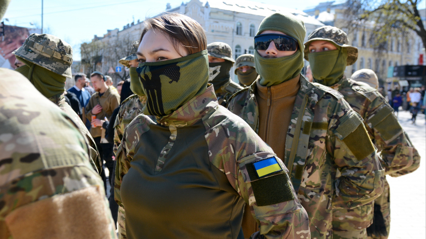 Фронт трещит по швам. Почему Зеленский ужесточил мобилизацию на Украине